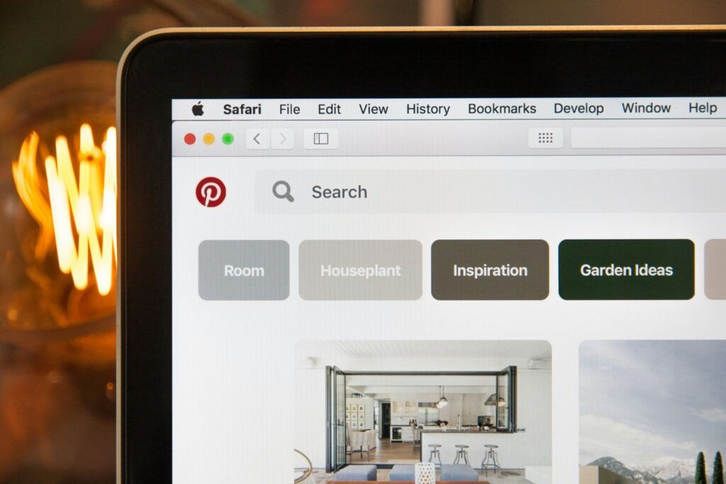 Pinterest Ads & Selling Tips for Small Business | How To Guide From Social Selling Experts | Social Media Marketing Agency | Digital Freak Melbourne