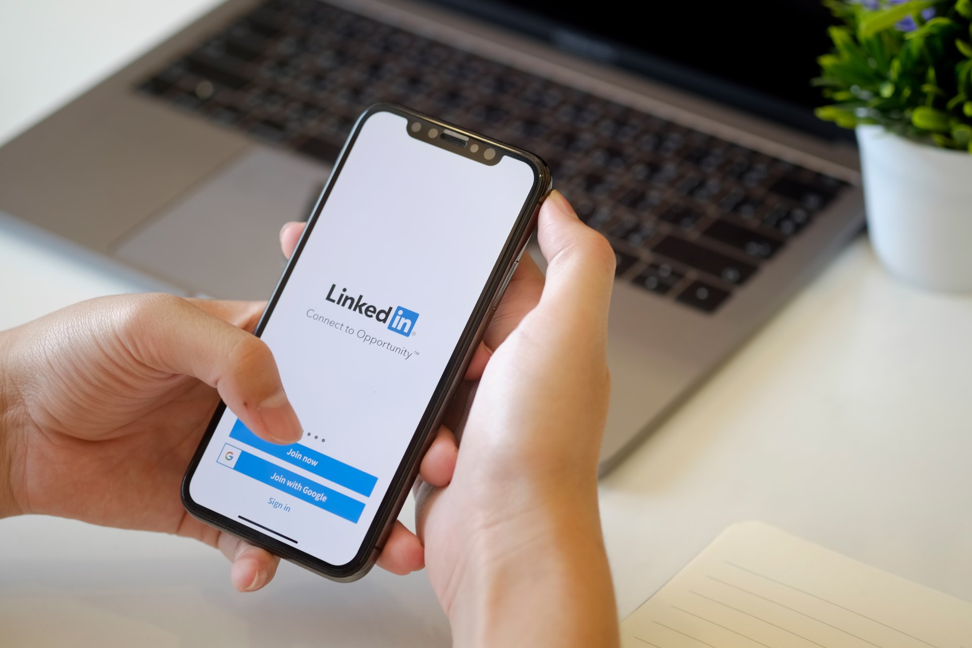 Generate B2B Leads With LinkedIn Ads | Proven Tips | Small Business Marketing | Social Media Ads | Digital Agency Melbourne | Digital Freak
